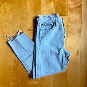 Levi’s premium women’s jeans (barely worn) ruff cut legs